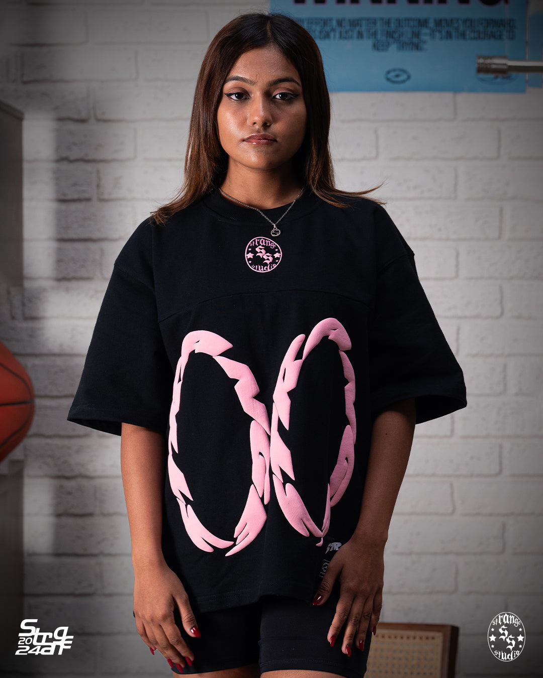 STRANGE-JERSEY TEE BLACK/SALMON
