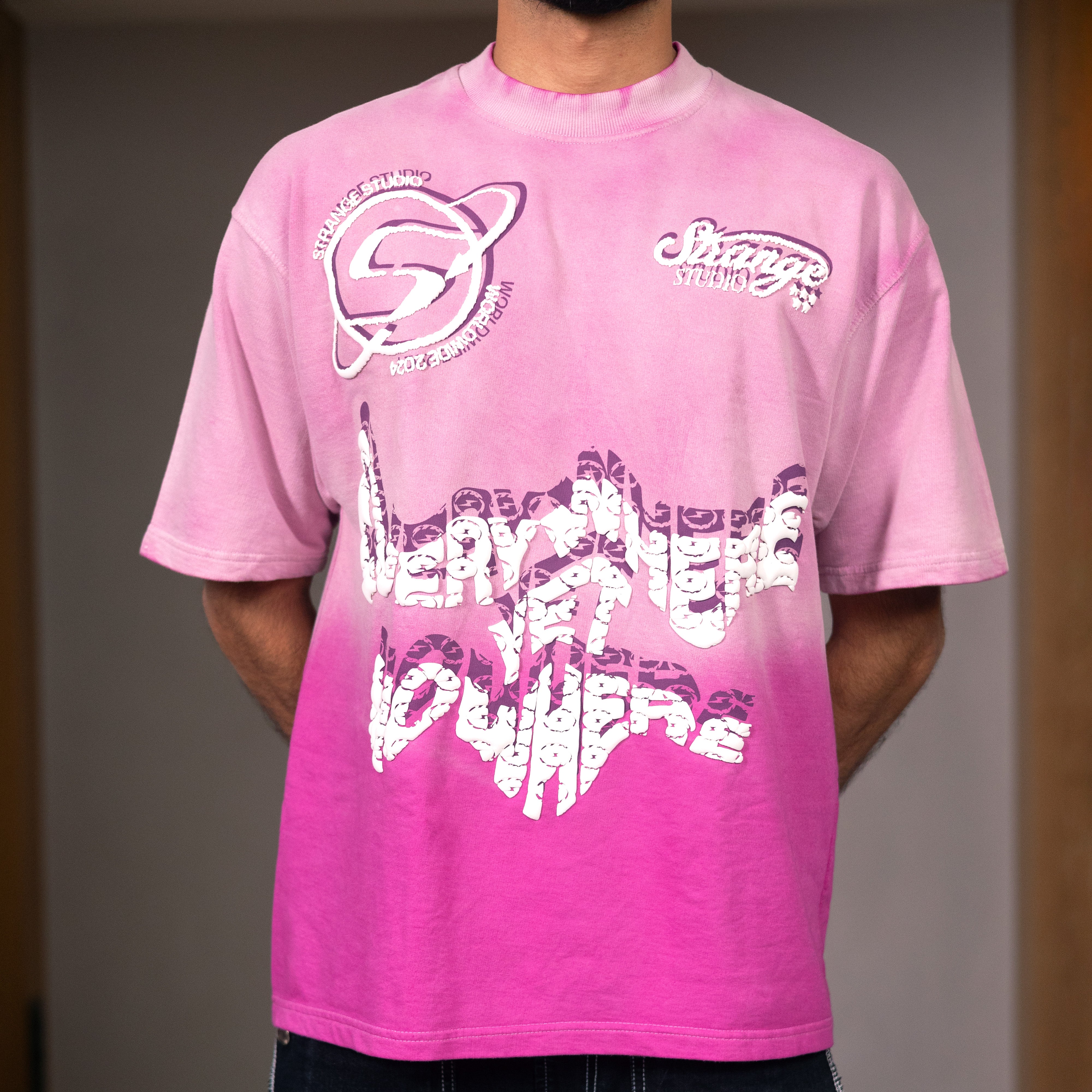 STRANGE-PINK EVERYWHERE TEE